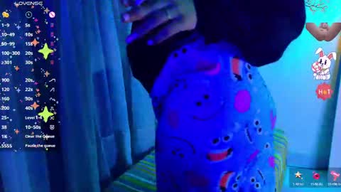 Snapshot of angelie_3 chatting on September 27, 2:52 am angelie online show from September 27, 2:52 am