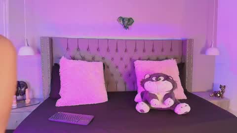 Angelina Honey online show from April 24, 3:53 am