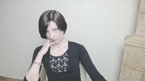 Snapshot of angelinalov_ chatting on March 4, 7:41 am Angelina online show from March 4, 7:41 am