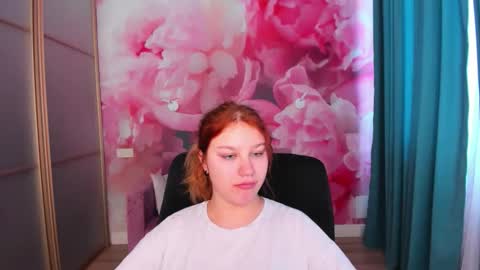 AngelinaLow online show from June 8, 11:22 am