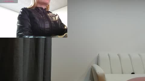 angelita_success online show from December 16, 1:33 am