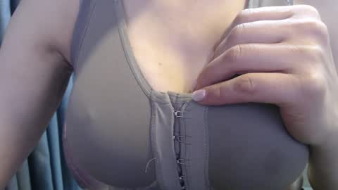 angelita_success online show from April 25, 9:23 am