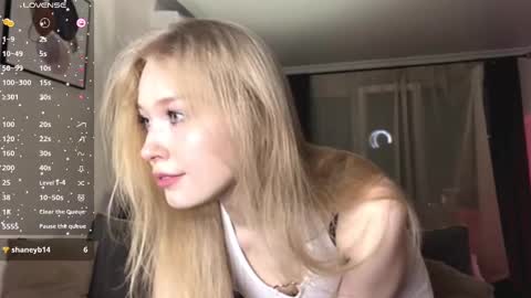 angelkissmee online show from January 30, 3:19 pm