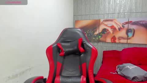 Angell cooper8 online show from April 21, 12:12 pm