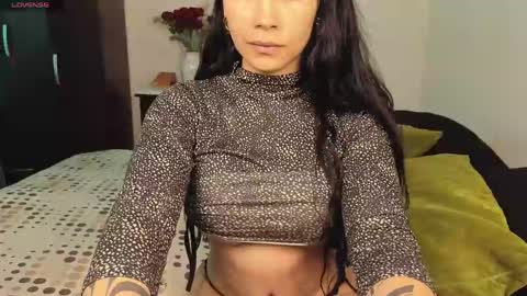  ANGELA ISABELLA  online show from April 25, 7:55 pm