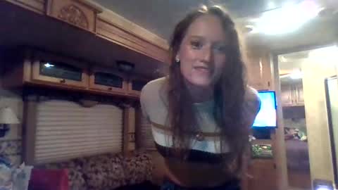 angellove8606 online show from December 20, 4:16 am