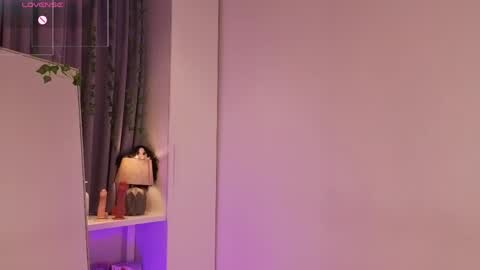 Megan online show from April 27, 3:42 pm