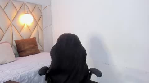 ANGIE online show from July 24, 2:26 pm