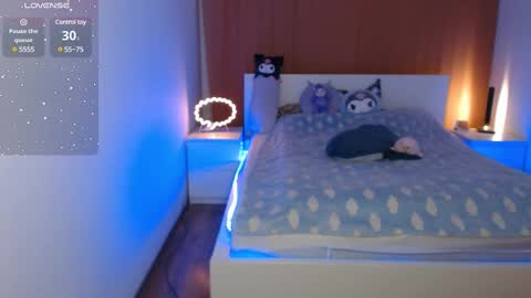 Snapshot of angie_faee chatting on February 25, 7:06 pm angie_faee online show from February 25, 7:06 pm