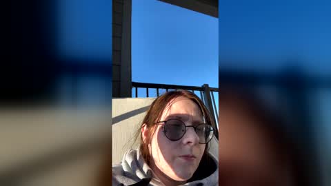 angvlll online show from March 28, 11:03 pm