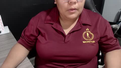 Snapshot of angy_ro12 chatting on January 17, 9:39 pm angy online show from January 17, 9:39 pm