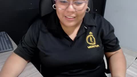 Snapshot of angy_ro12 chatting on September 15, 11:34 pm angy online show from September 15, 11:34 pm