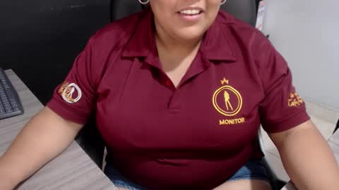 angy online show from November 18, 8:43 pm