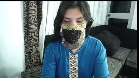 Anissa online show from December 4, 4:37 am