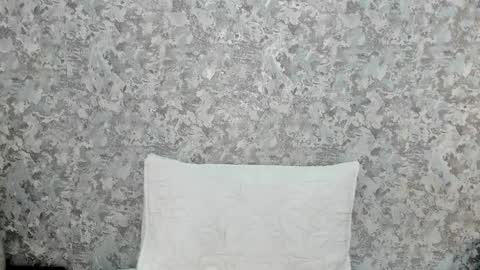 anika_h online show from April 24, 12:30 pm