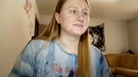 Anika online show from September 18, 1:31 pm