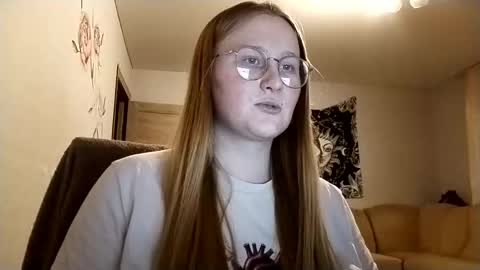 Anika online show from December 2, 5:04 pm