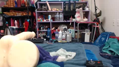 Snapshot of animergamergirl chatting on February 26, 9:18 pm Twitter at animegamergrl. No vids for sale on Chaturbate. online show from February 26, 9:18 pm