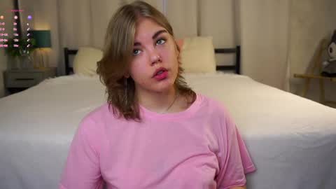 AnishaVivo online show from April 21, 12:34 pm