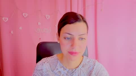 Anni online show from March 30, 4:39 pm