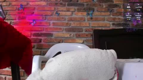 anita online show from April 28, 6:56 pm