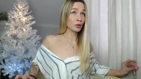 anita_delicious online show from December 4, 10:50 am