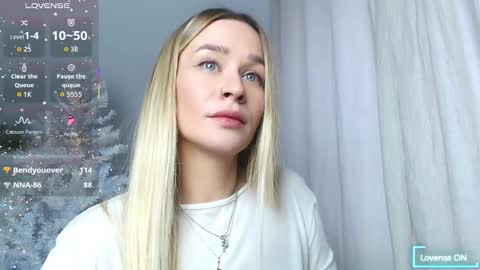 anita_delicious online show from December 5, 11:44 am