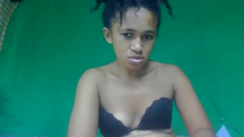 anitaazzh online show from May 26, 7:13 pm