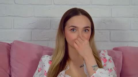 AnitaVenture online show from April 20, 4:26 am