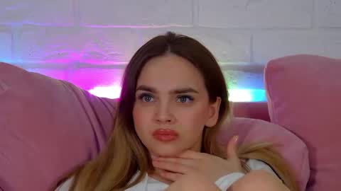 AnitaVenture online show from April 25, 4:26 pm