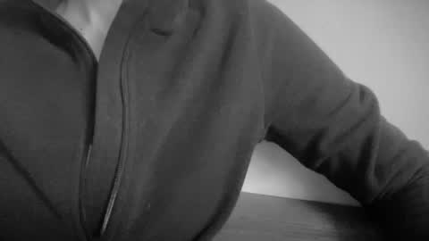 Anje online show from April 27, 4:37 pm