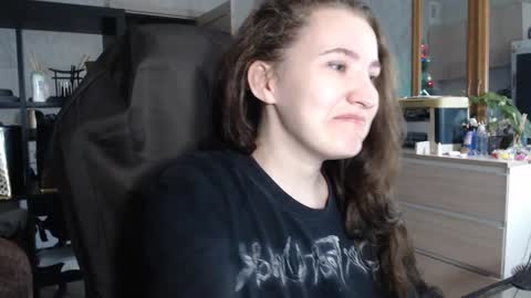 Snapshot of ankey_rayah chatting on December 28, 1:39 am Nameless online show from December 28, 1:39 am