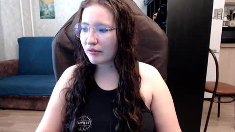 Snapshot of ankey_rayah chatting on November 2, 3:54 am Nameless online show from November 2, 3:54 am