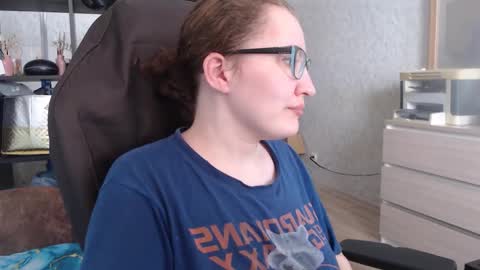 Snapshot of ankey_rayah chatting on March 3, 4:43 am Nameless online show from March 3, 4:43 am