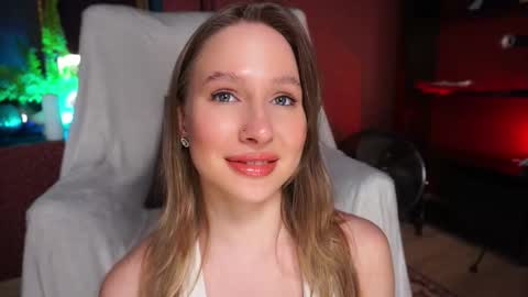 Ann online show from November 6, 3:18 pm