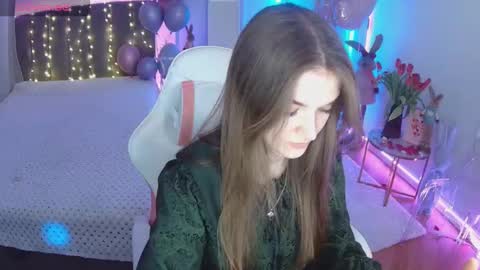 ann_woood online show from March 12, 8:17 am