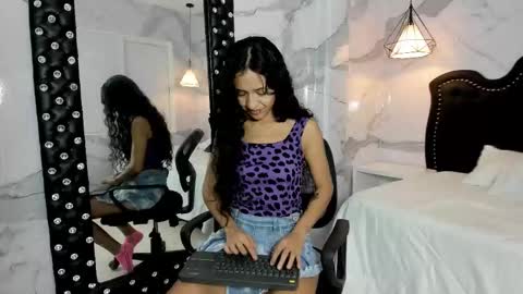 Ana  online show from December 21, 11:58 am