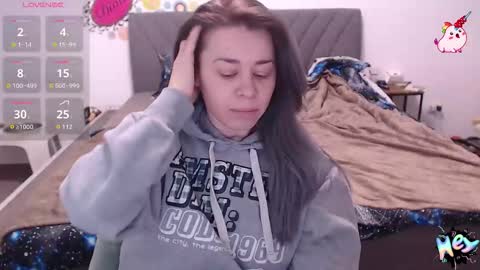 Anadirectgirl online show from March 8, 8:40 am