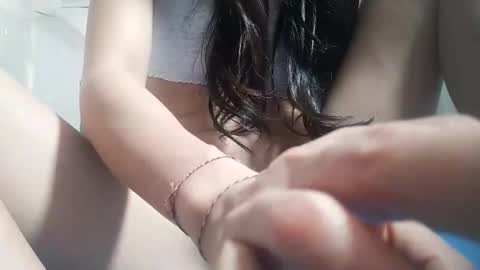 anna_ellen22 online show from April 24, 12:35 am