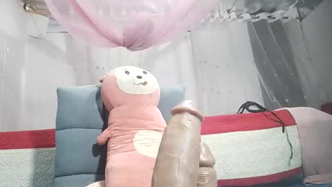 anna_ellen22 online show from April 23, 2:52 am