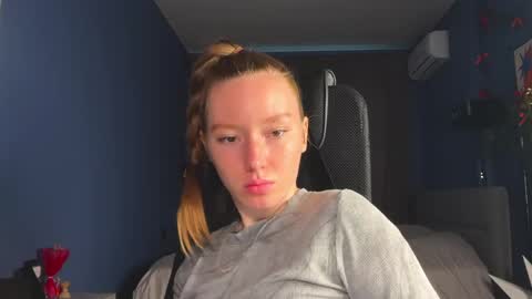 Anna online show from April 24, 3:15 pm