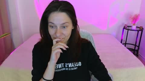 Snapshot of annaabels chatting on October 4, 5:35 am annaabels online show from October 4, 5:35 am