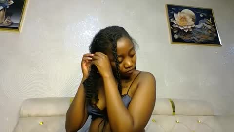 Snapshot of annabel038 chatting on February 5, 6:37 pm Annabel online show from February 5, 6:37 pm