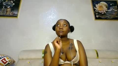 Snapshot of annabel038 chatting on February 17, 6:17 pm Annabel online show from February 17, 6:17 pm
