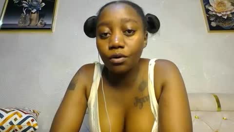 Snapshot of annabel038 chatting on February 21, 5:31 pm Annabel online show from February 21, 5:31 pm