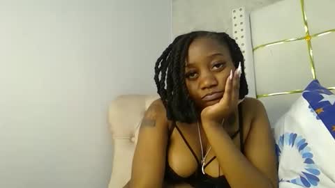 Snapshot of annabel038 chatting on September 18, 11:25 pm Annabel online show from September 18, 11:25 pm
