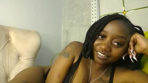 Snapshot of annabel038 chatting on September 25, 12:32 am Annabel online show from September 25, 12:32 am