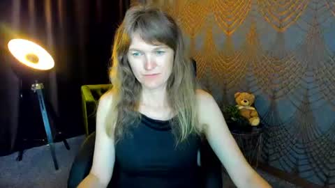 Annabel online show from August 2, 5:43 am