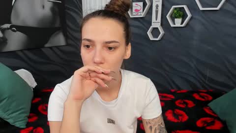Snapshot of annabishop chatting on February 24, 3:42 am annabishop online show from February 24, 3:42 am