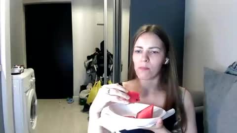 annadiamond1 online show from July 17, 10:35 pm